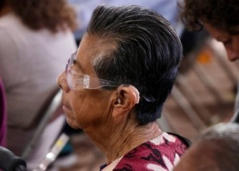 Más de 100 sanandreseños mejoran su calidad de vida con aparatos auditivos