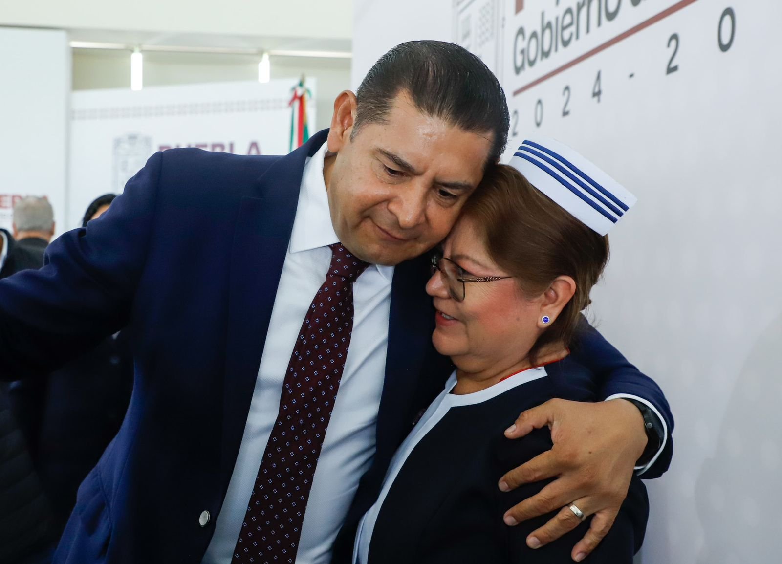 Protege gobierno estatal a familias poblanas con Campaña de Vacunación Invernal